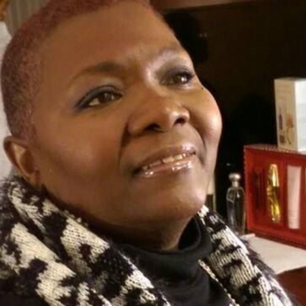 Meet your Posher, Pansy